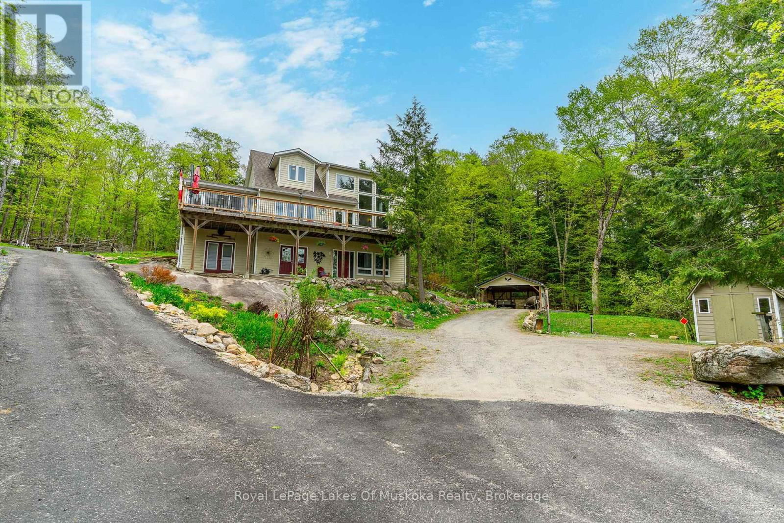1043 OAKLAND DRIVE Image 2