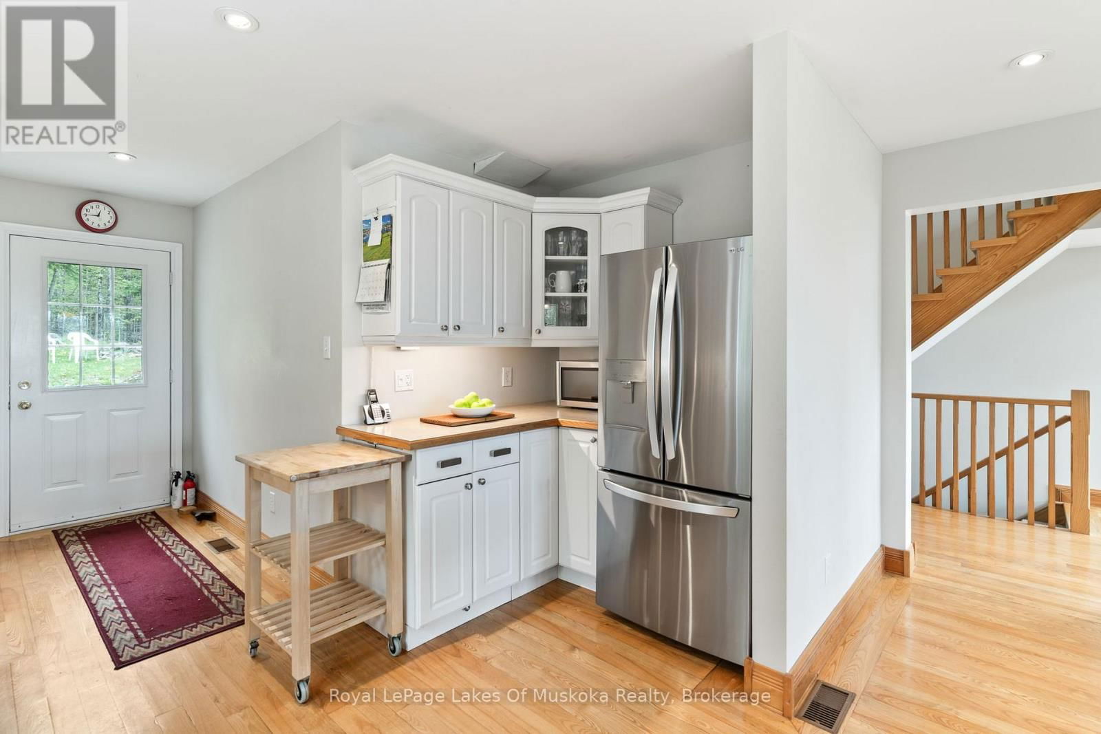 1043 OAKLAND DRIVE Image 26