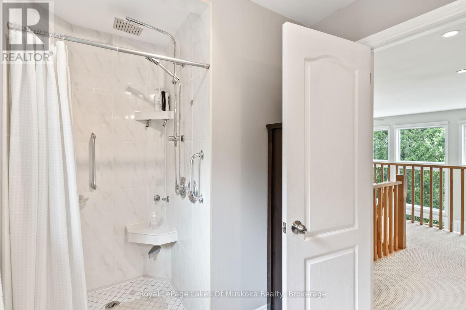 1043 OAKLAND DRIVE Image 33