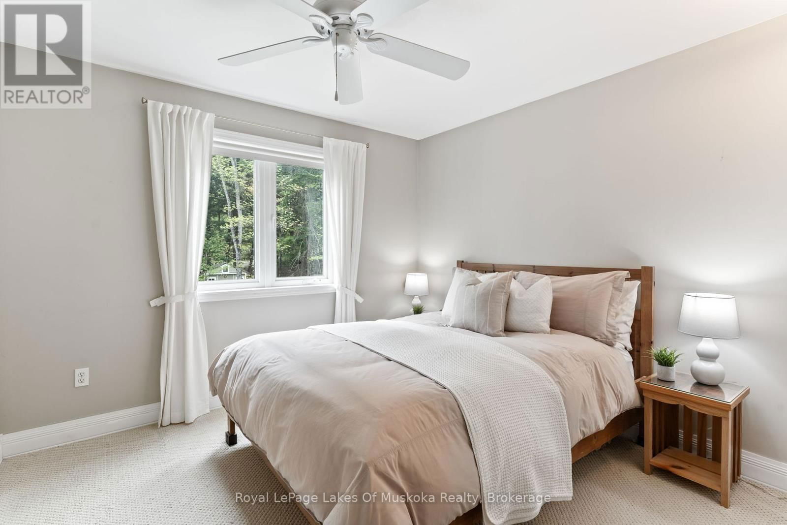1043 OAKLAND DRIVE Image 34