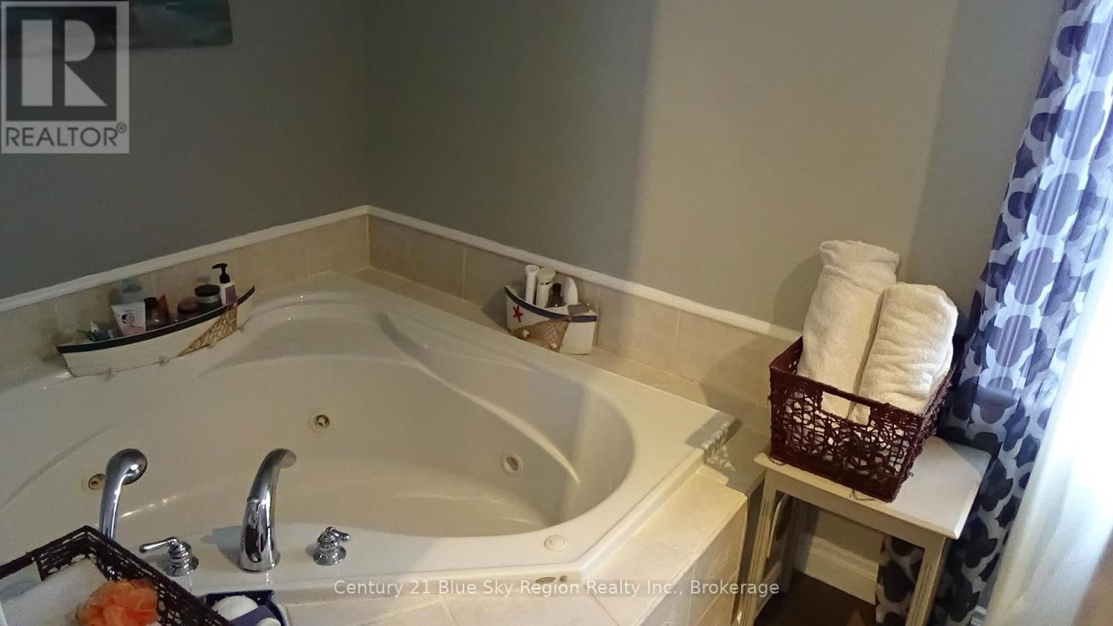 176 CHURCH STREET Image 26