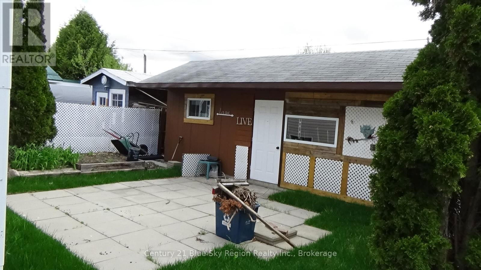 176 CHURCH STREET Image 39