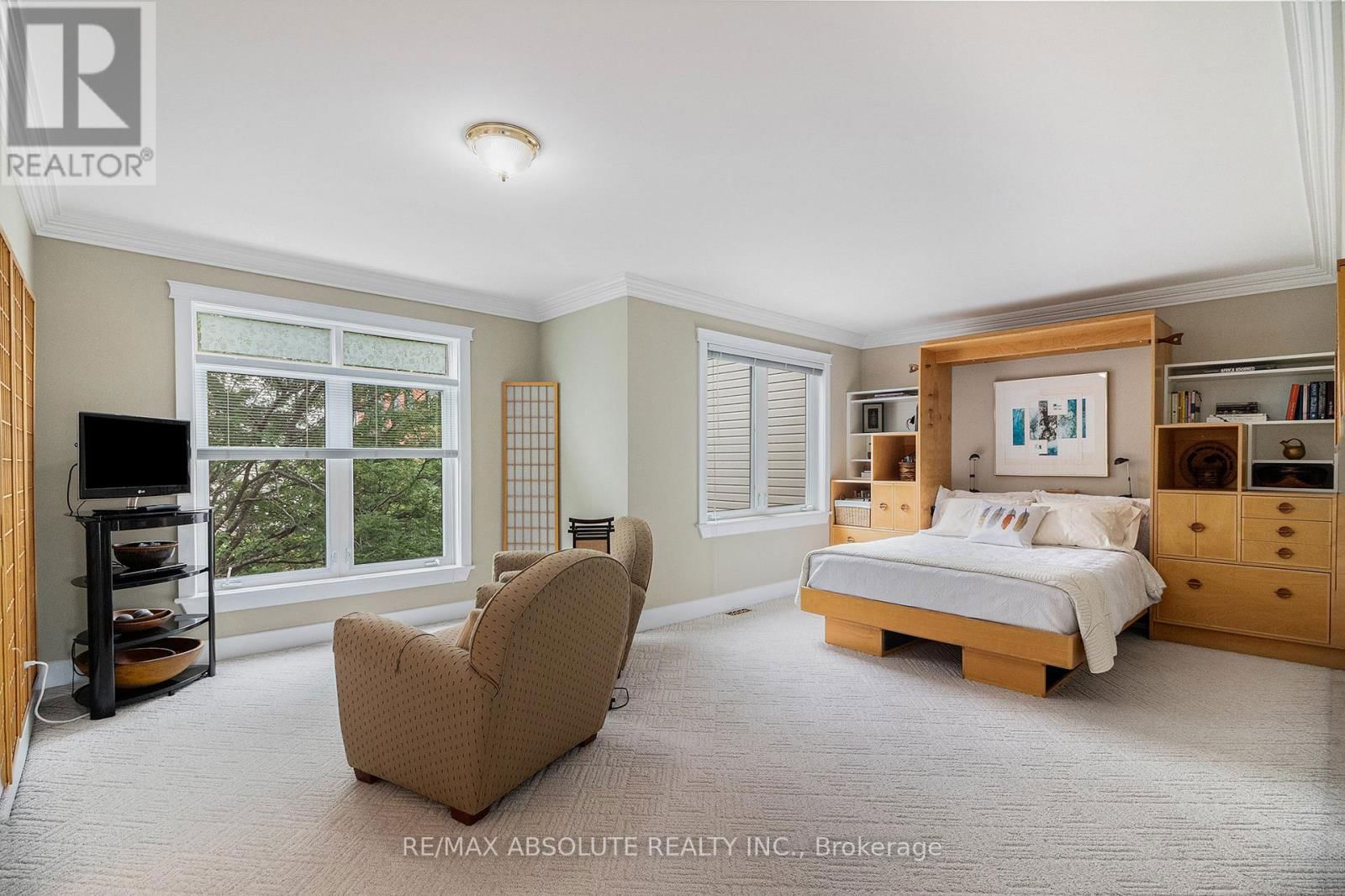 47 ROBINSON AVENUE Image 22