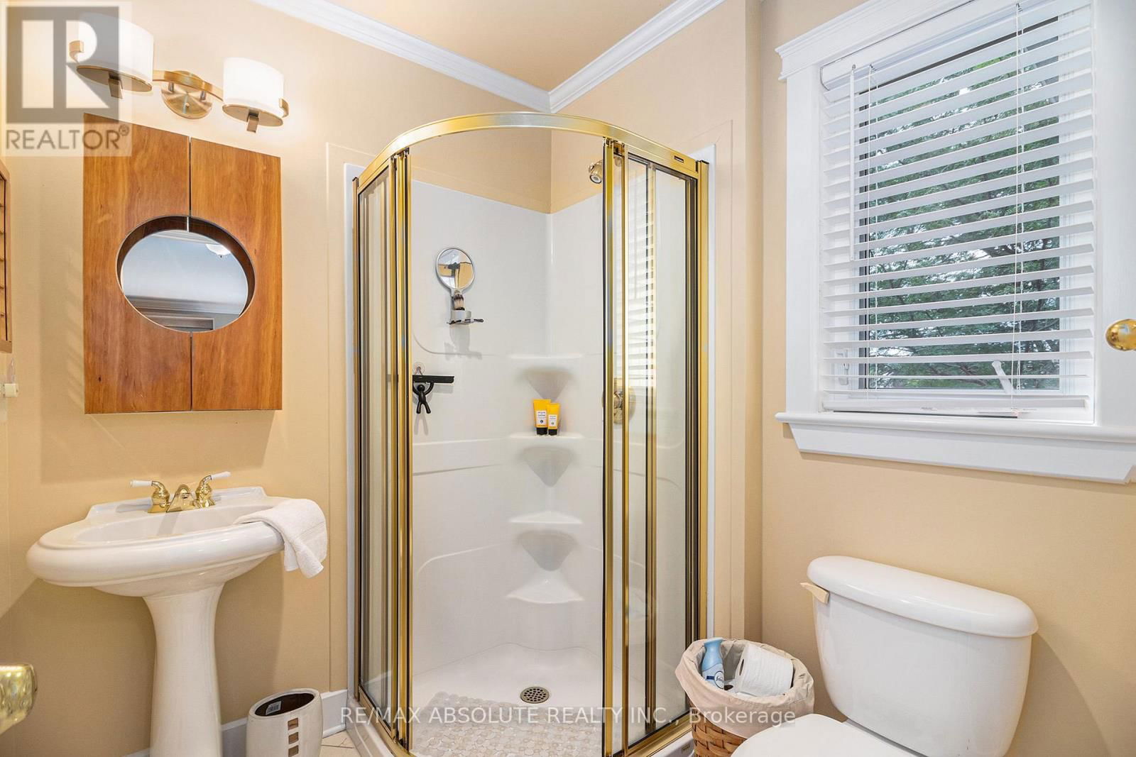 47 ROBINSON AVENUE Image 24