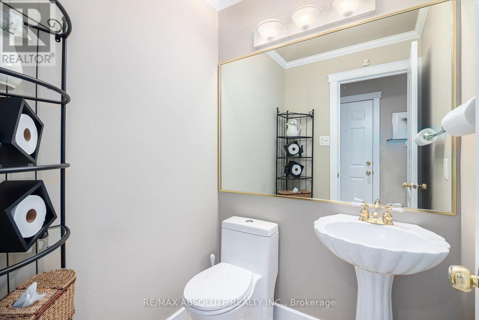 47 ROBINSON AVENUE Image 28