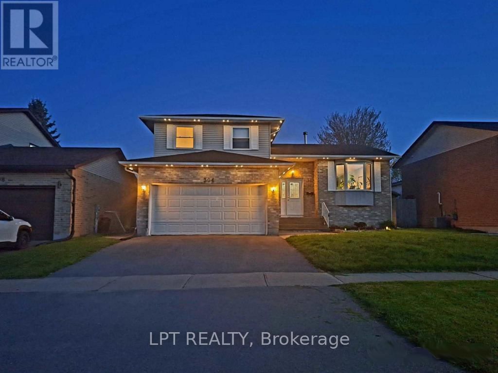 304 SUNRISE CRESCENT Image 1