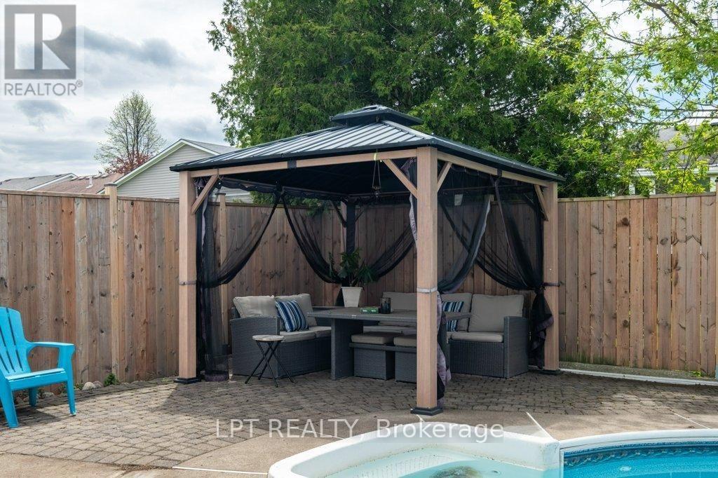 304 SUNRISE CRESCENT Image 38