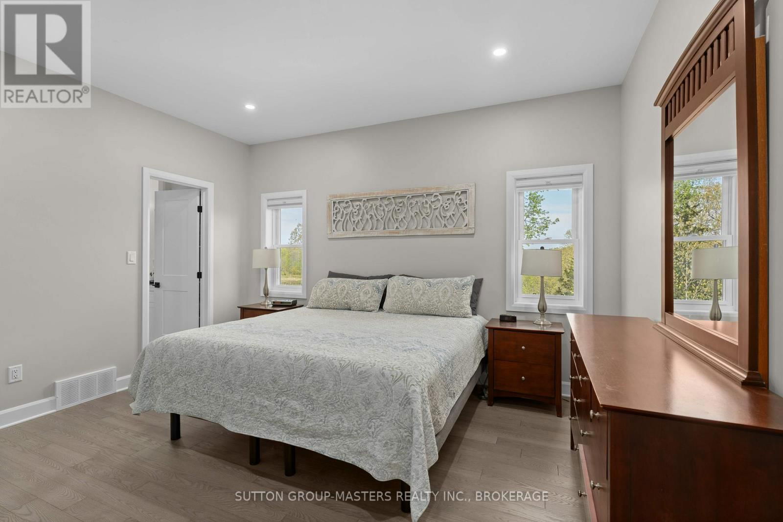 6909 BATTERSEA ROAD Image 18