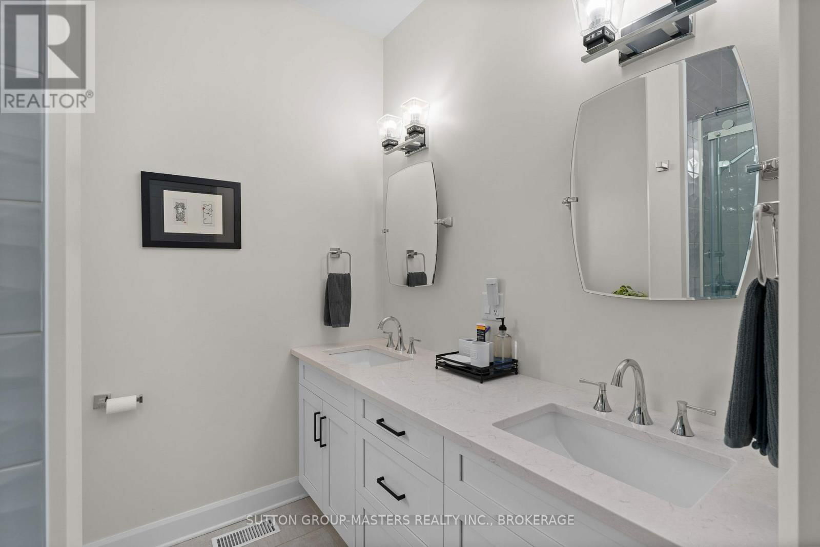 6909 BATTERSEA ROAD Image 22