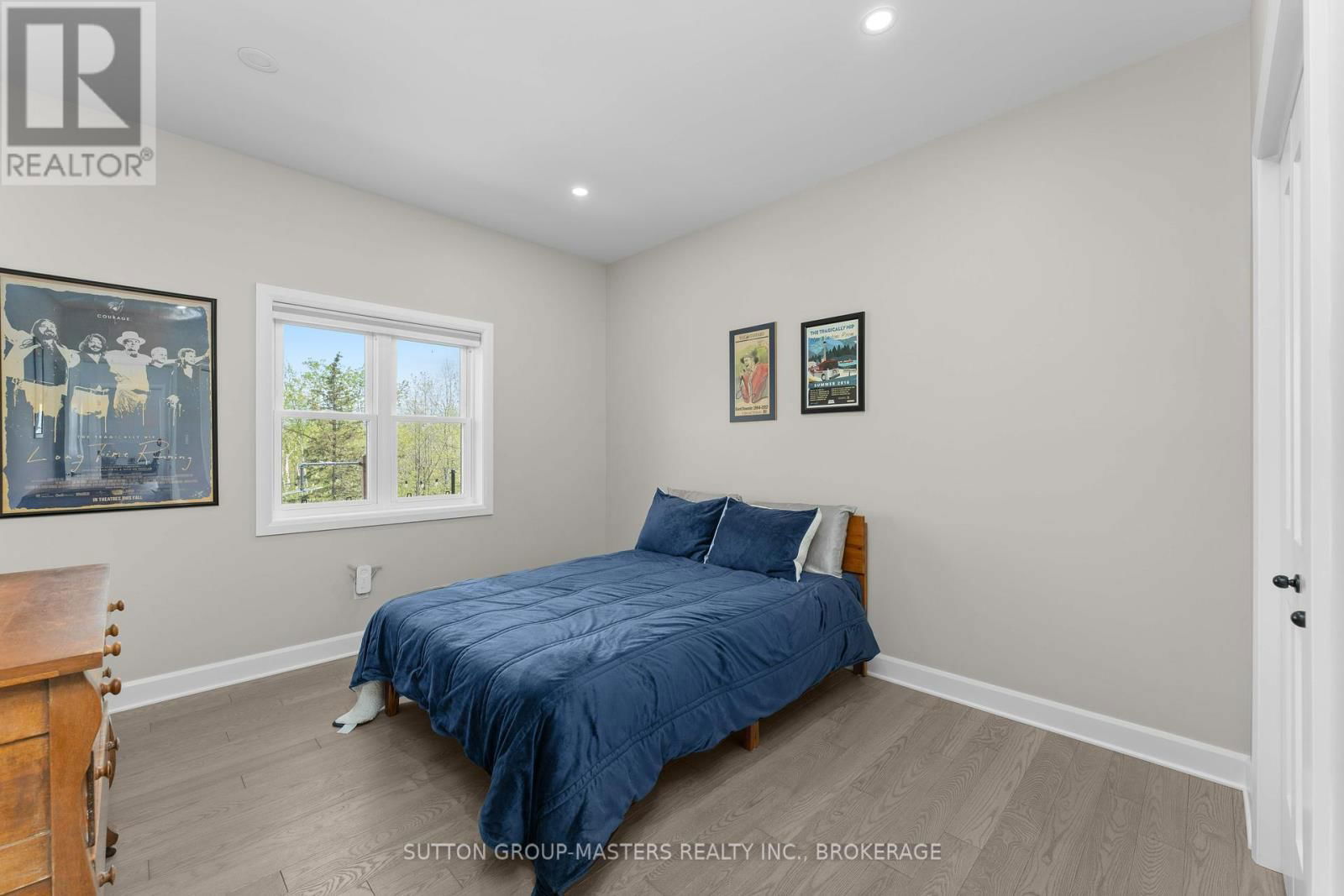6909 BATTERSEA ROAD Image 25