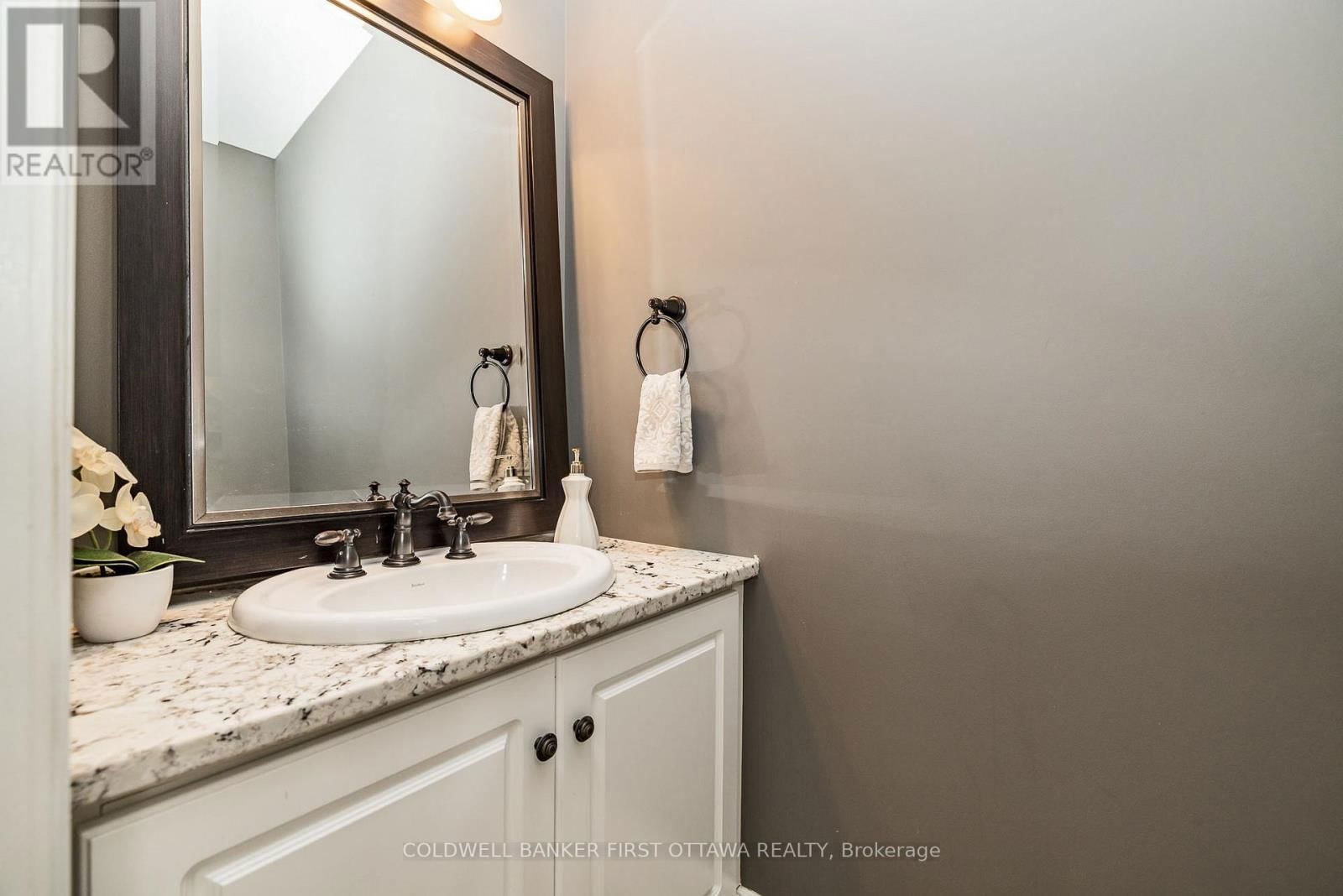 36 WENDELL AVENUE Image 25