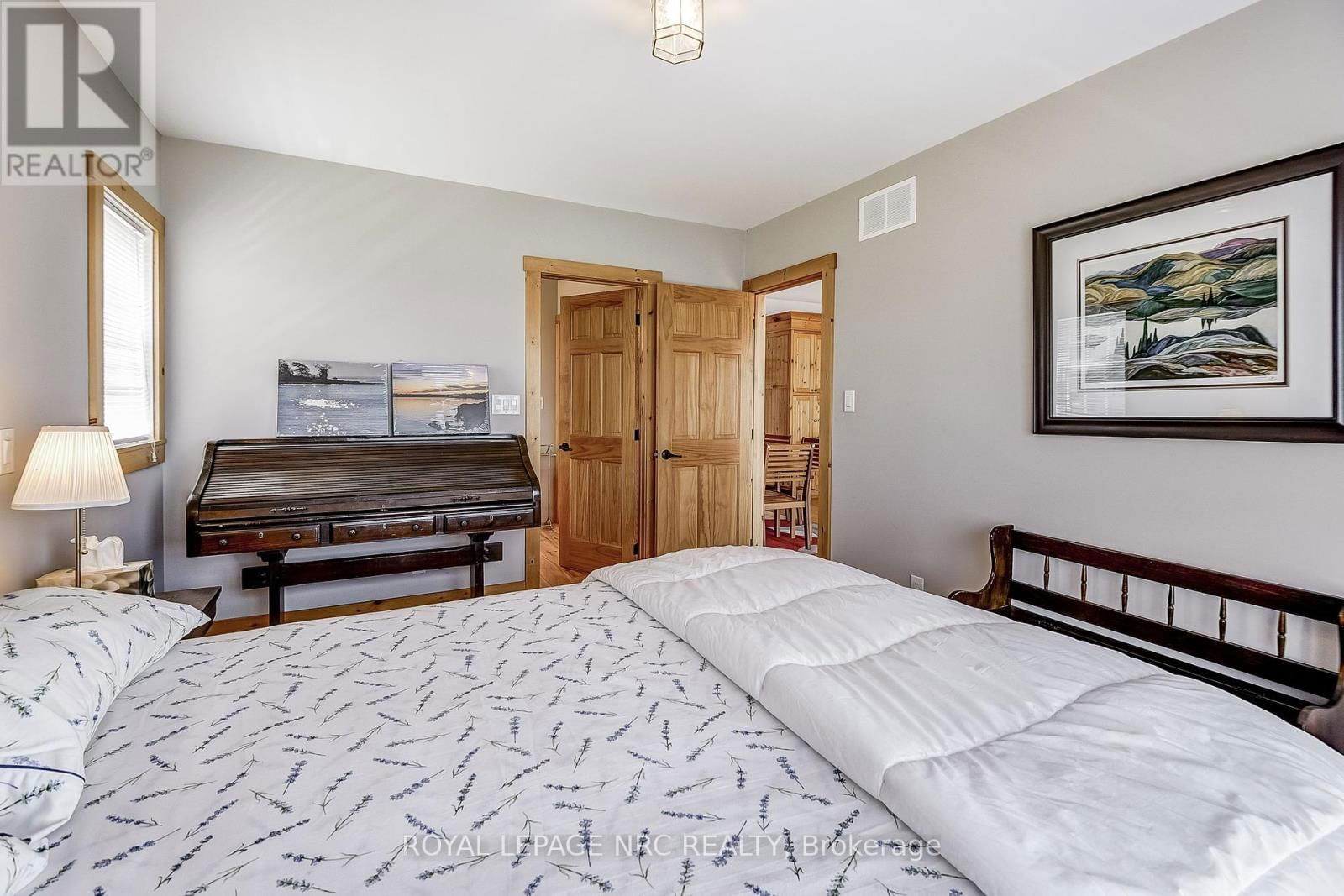 10849 LAKESHORE ROAD WEST Image 16