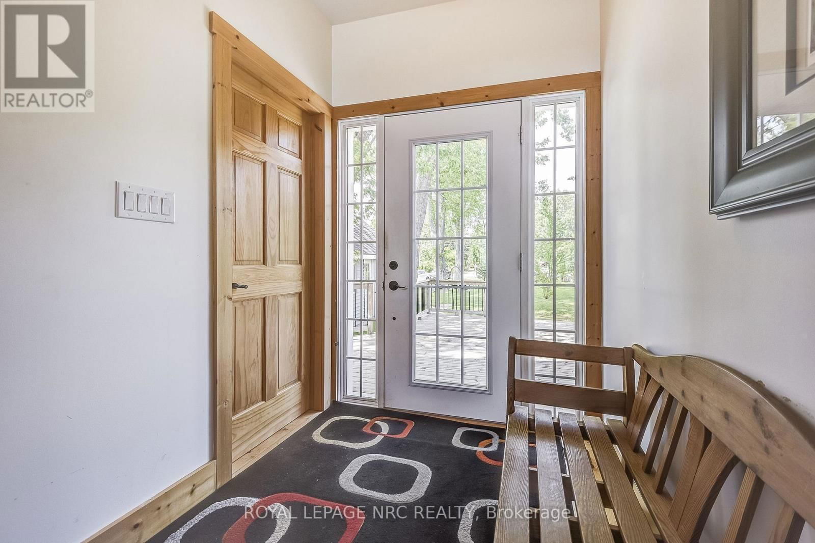 10849 LAKESHORE ROAD WEST Image 3