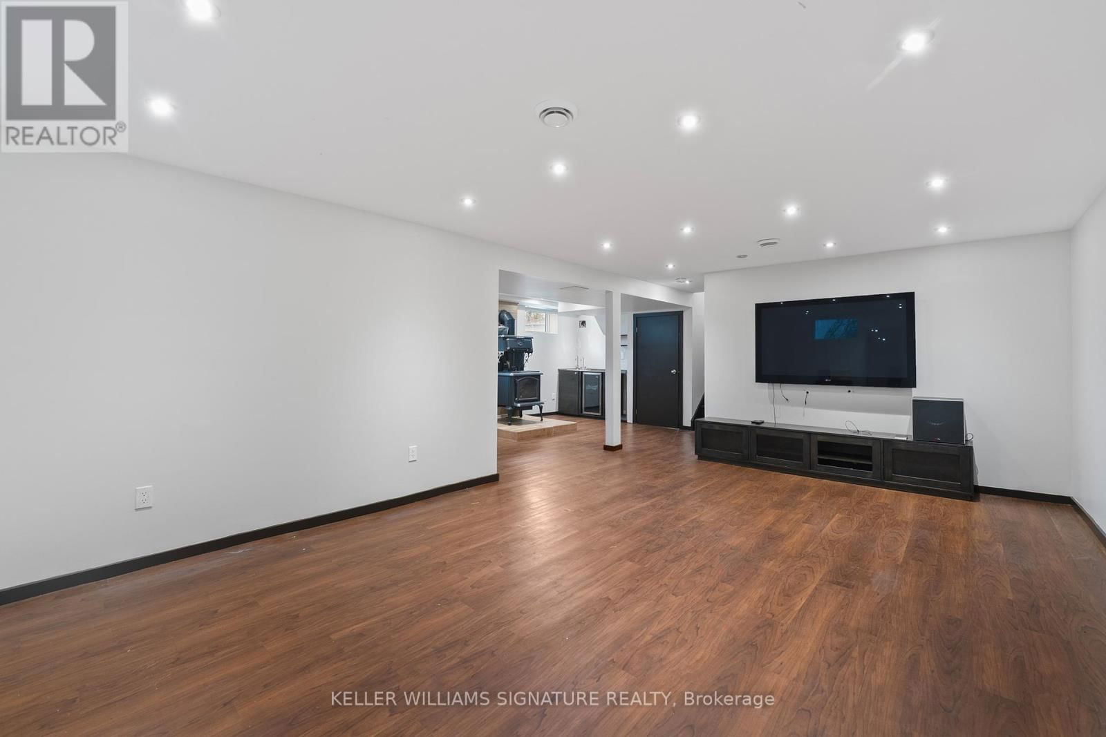 19 KENNEDY AVENUE Image 28