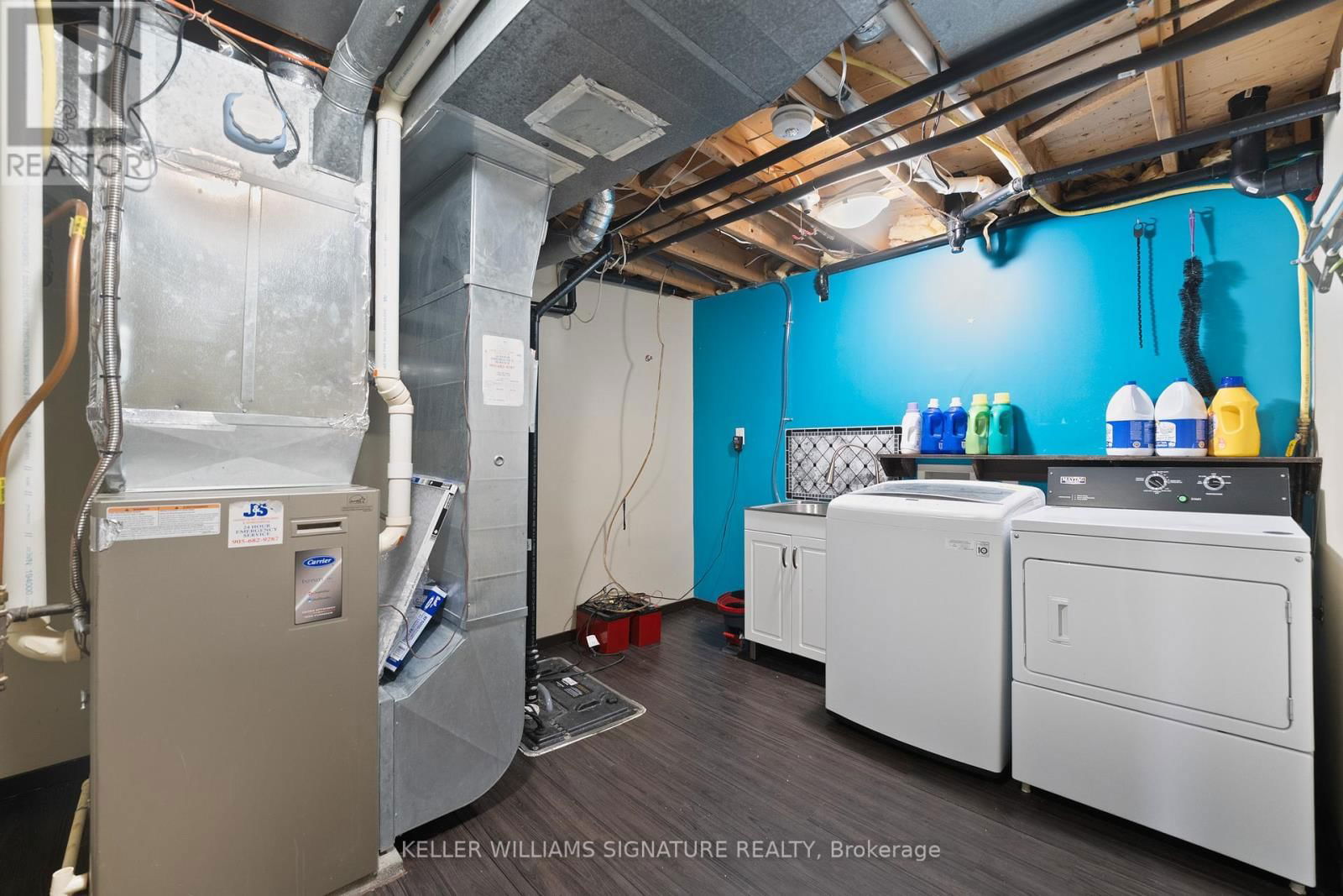 19 KENNEDY AVENUE Image 32