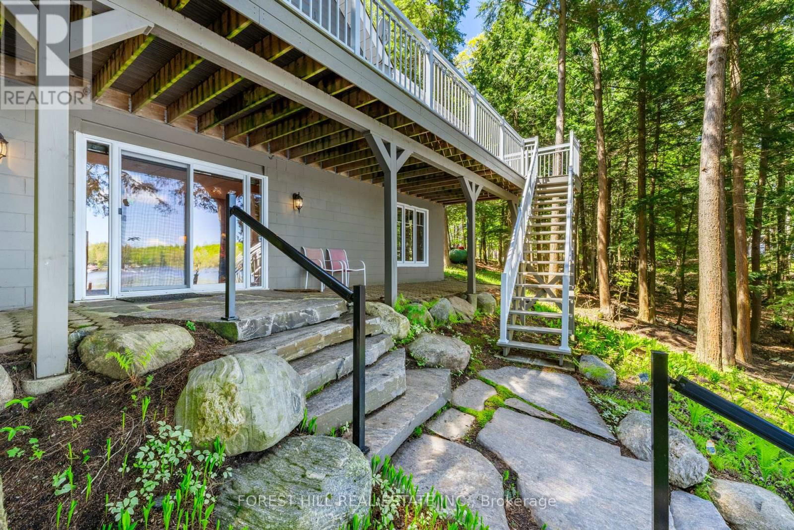 1116 SAGAMO BOULEVARD Image 7