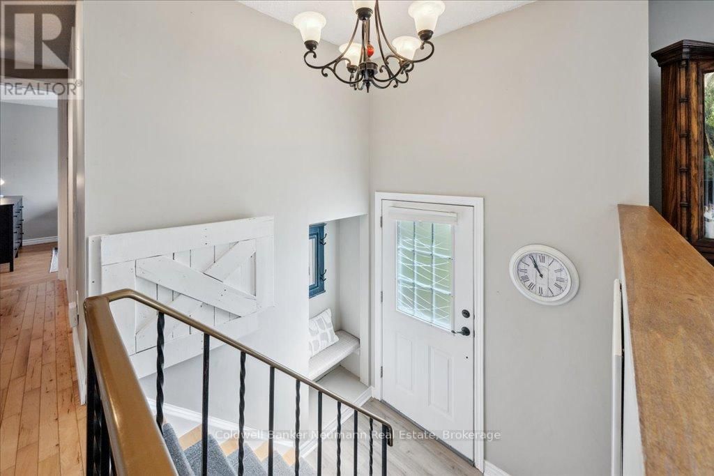 31 CAREY CRESCENT Image 3