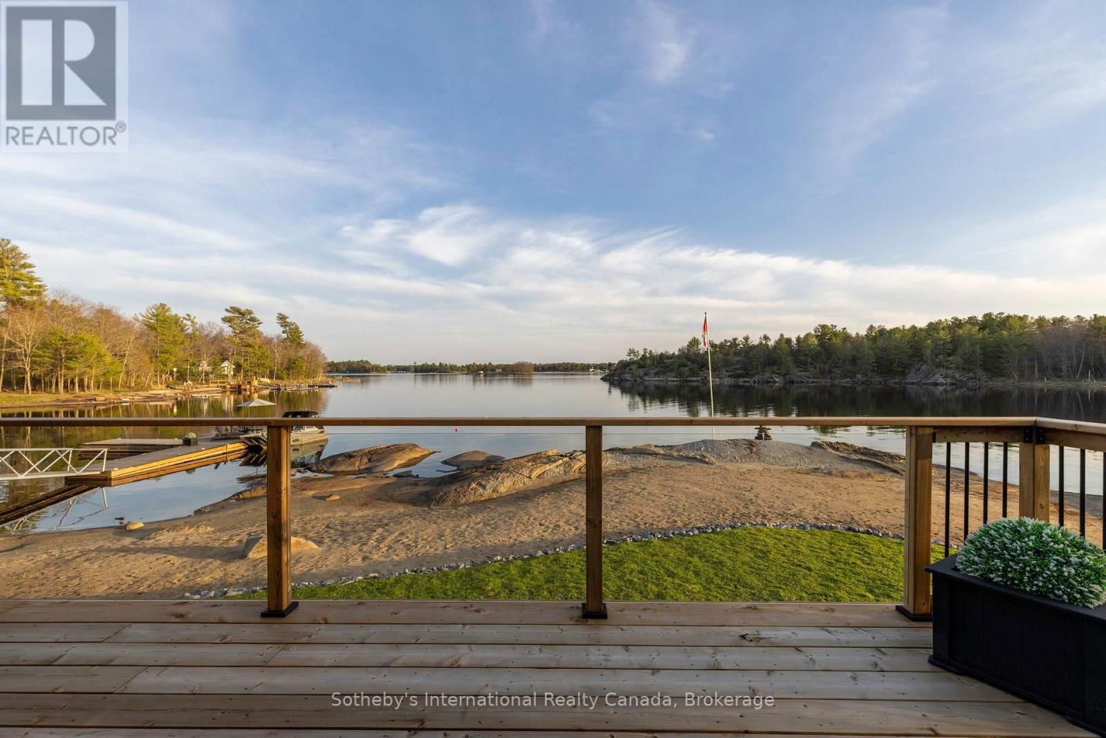 32 A11 ISLAND Image 16
