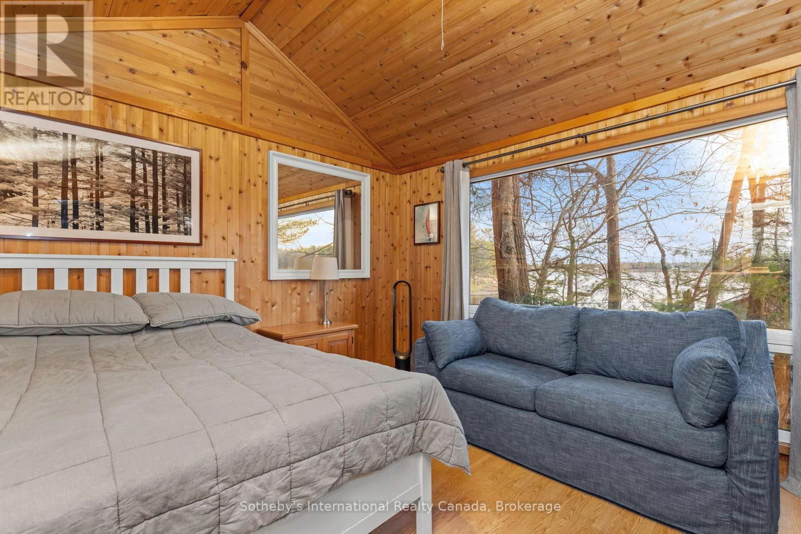 32 A11 ISLAND Image 25