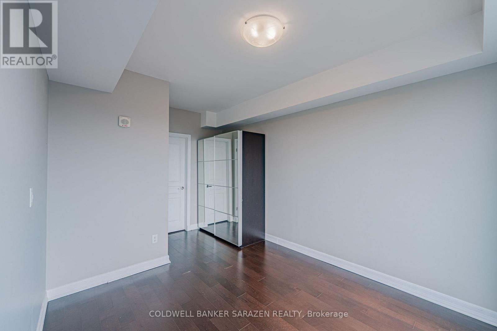 1015 - 238 BESSERER STREET Image 23