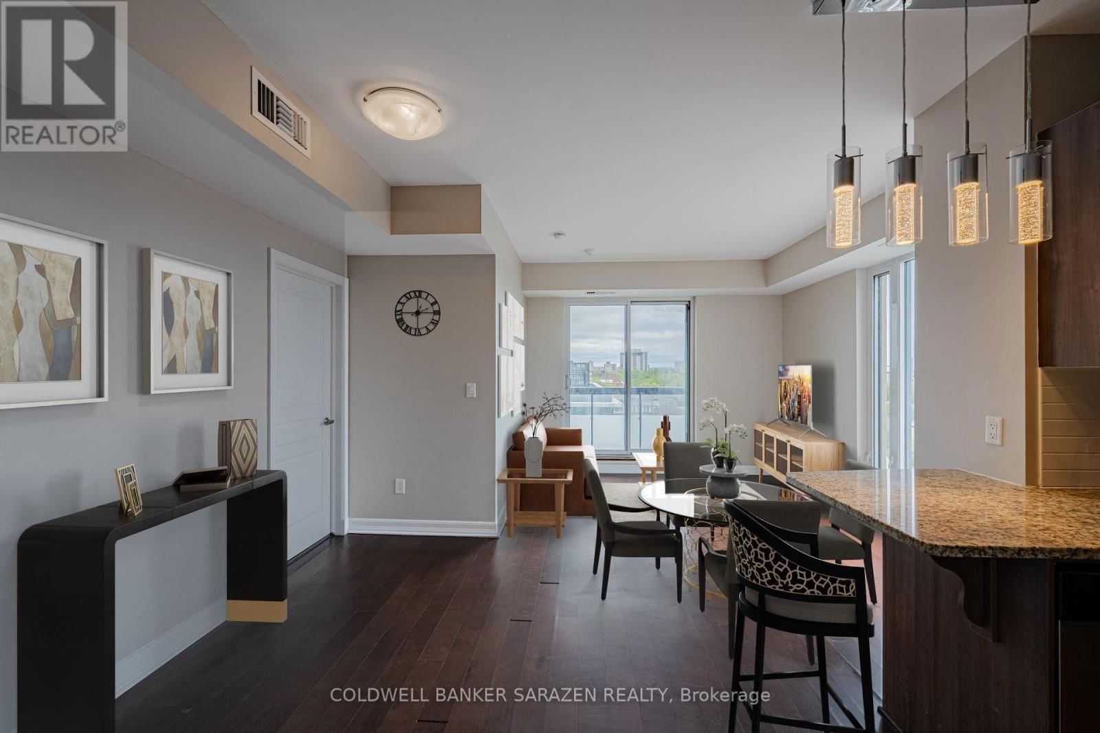 1015 - 238 BESSERER STREET Image 7