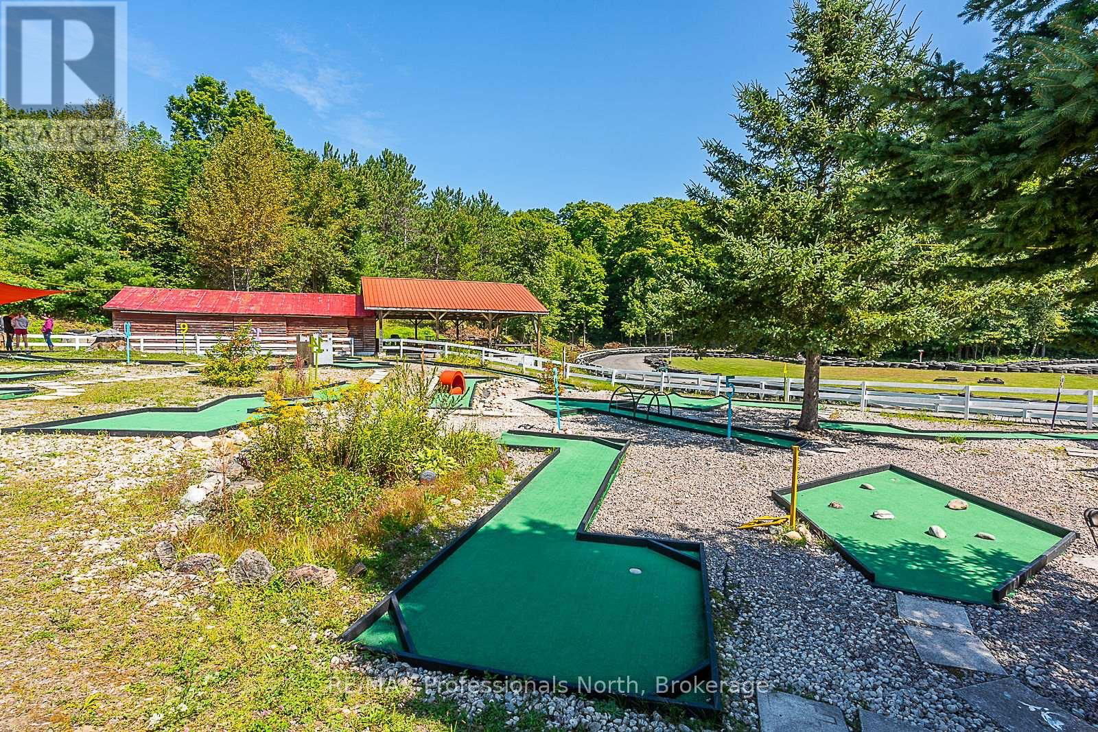 1063 RAVINE ROAD Image 11
