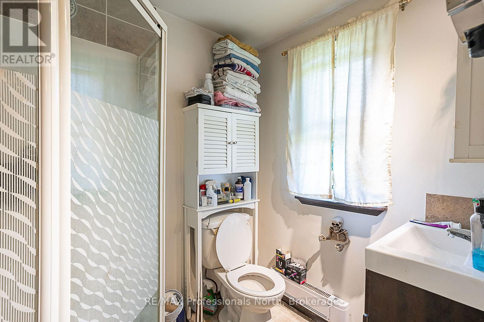 1063 RAVINE ROAD Image 31