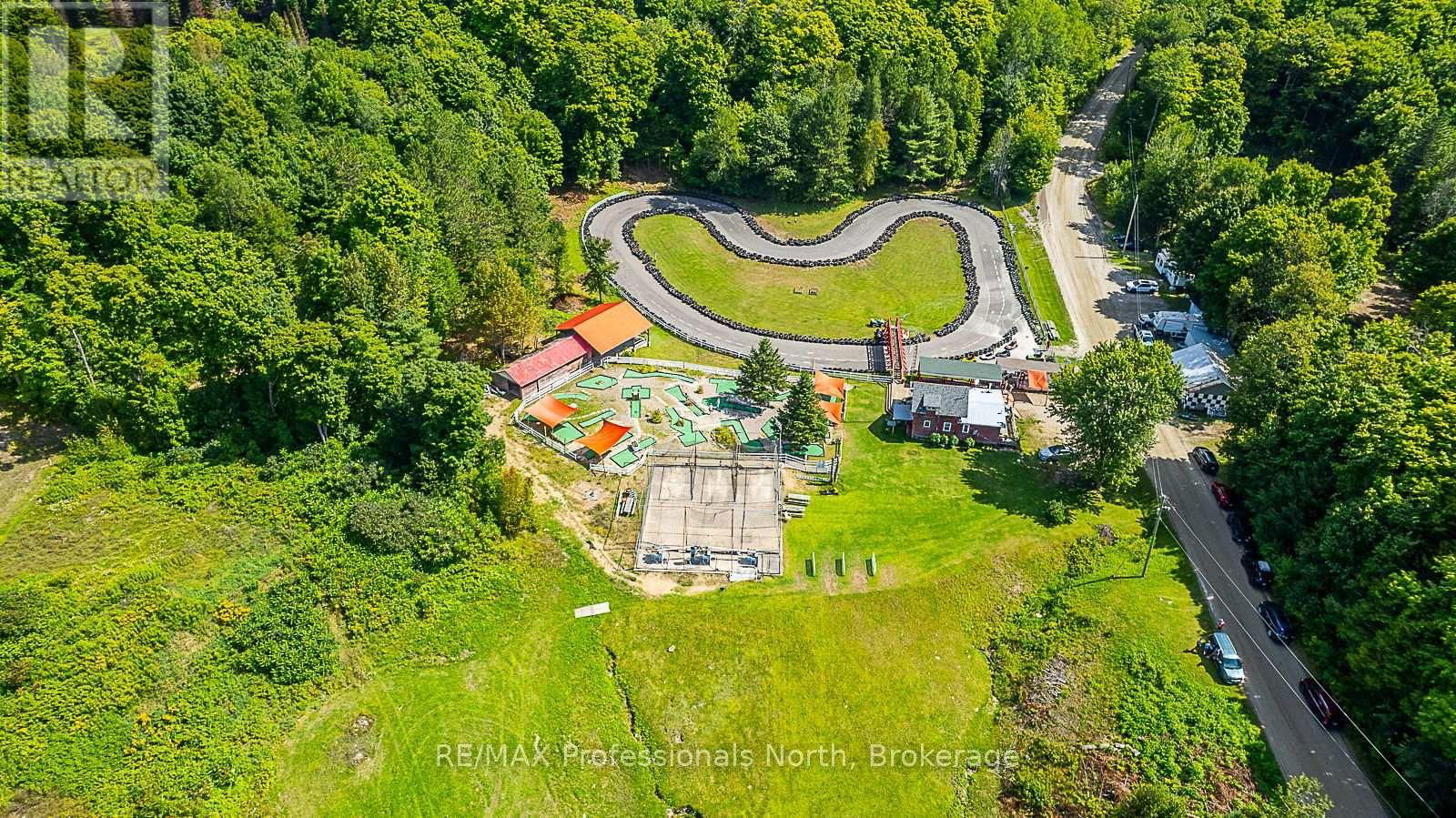 1063 RAVINE ROAD Image 40