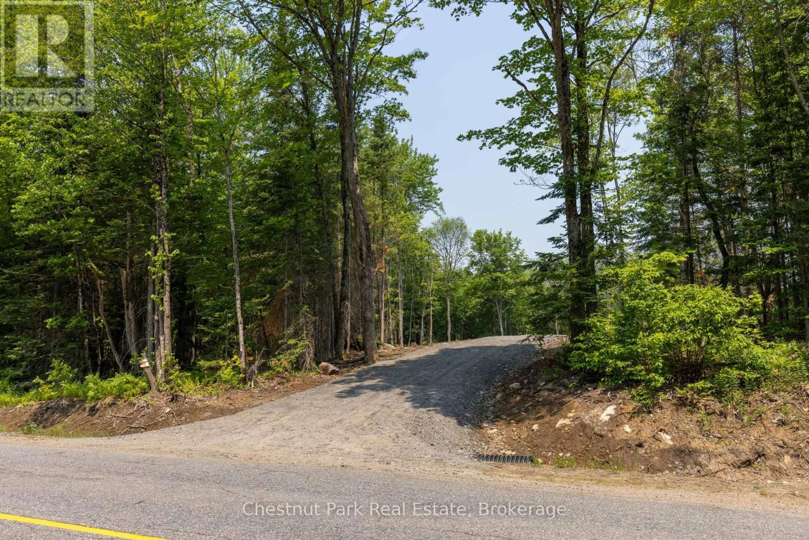 2212 ASPDIN ROAD Image 1