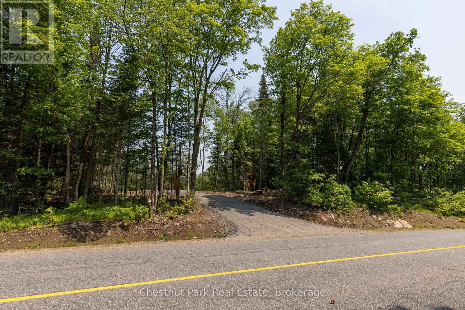 2212 ASPDIN ROAD Image 20