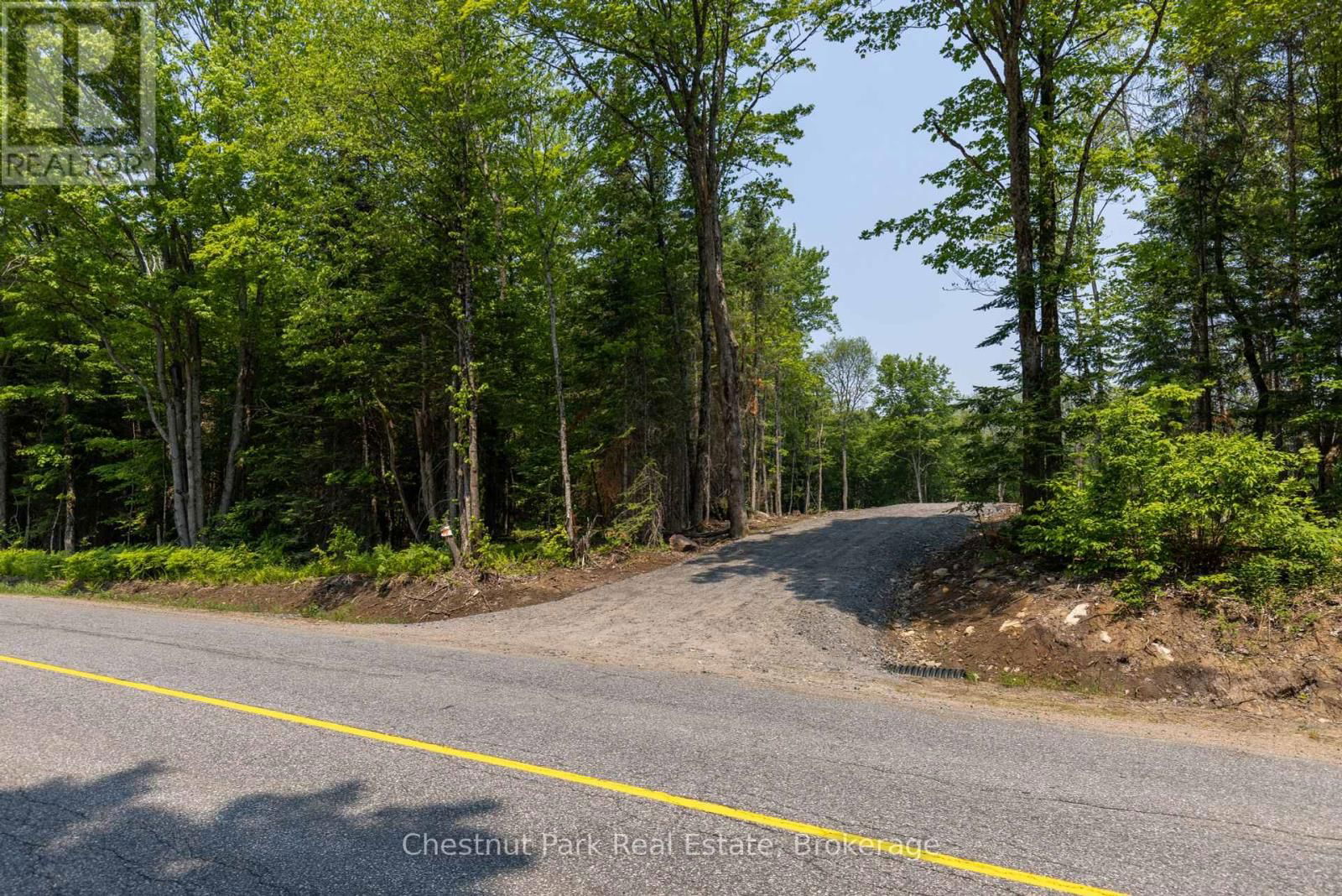 2212 ASPDIN ROAD Image 23