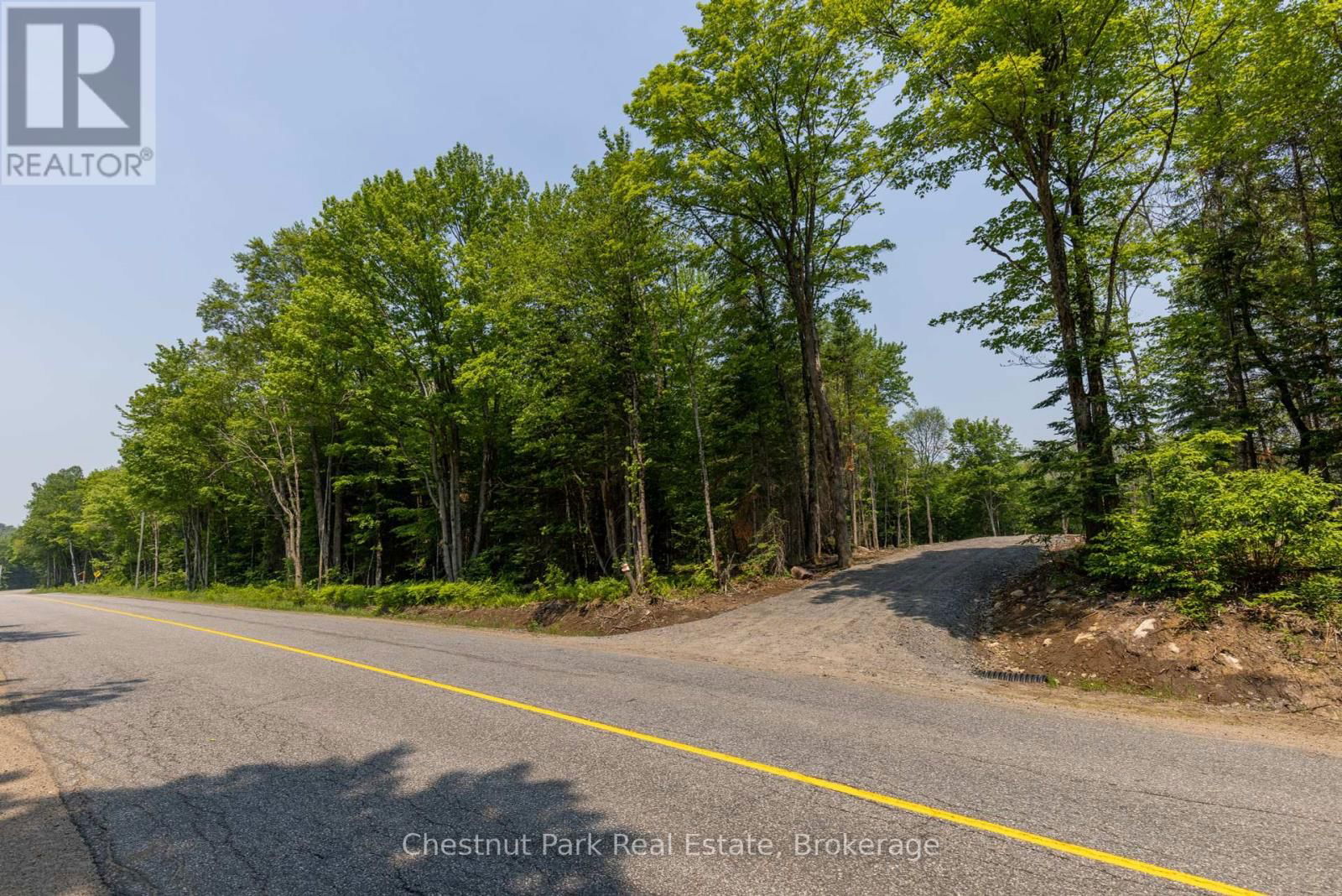 2212 ASPDIN ROAD Image 24