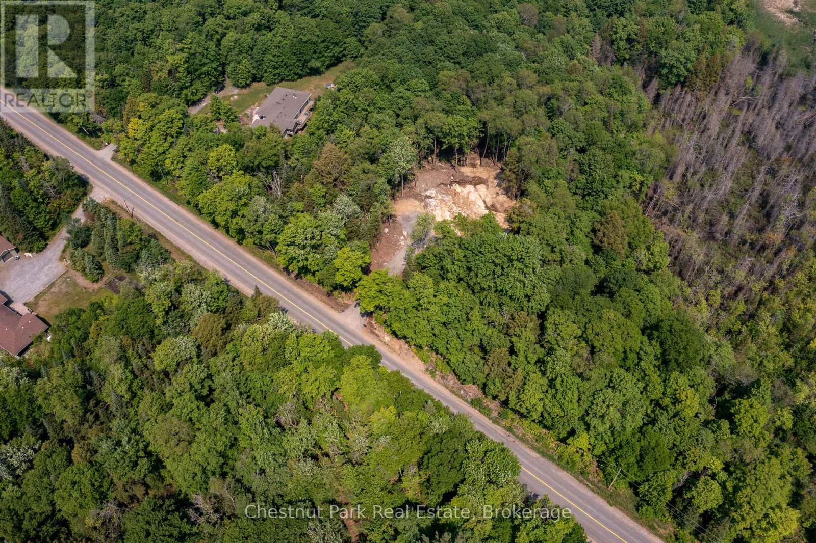2212 ASPDIN ROAD Image 36