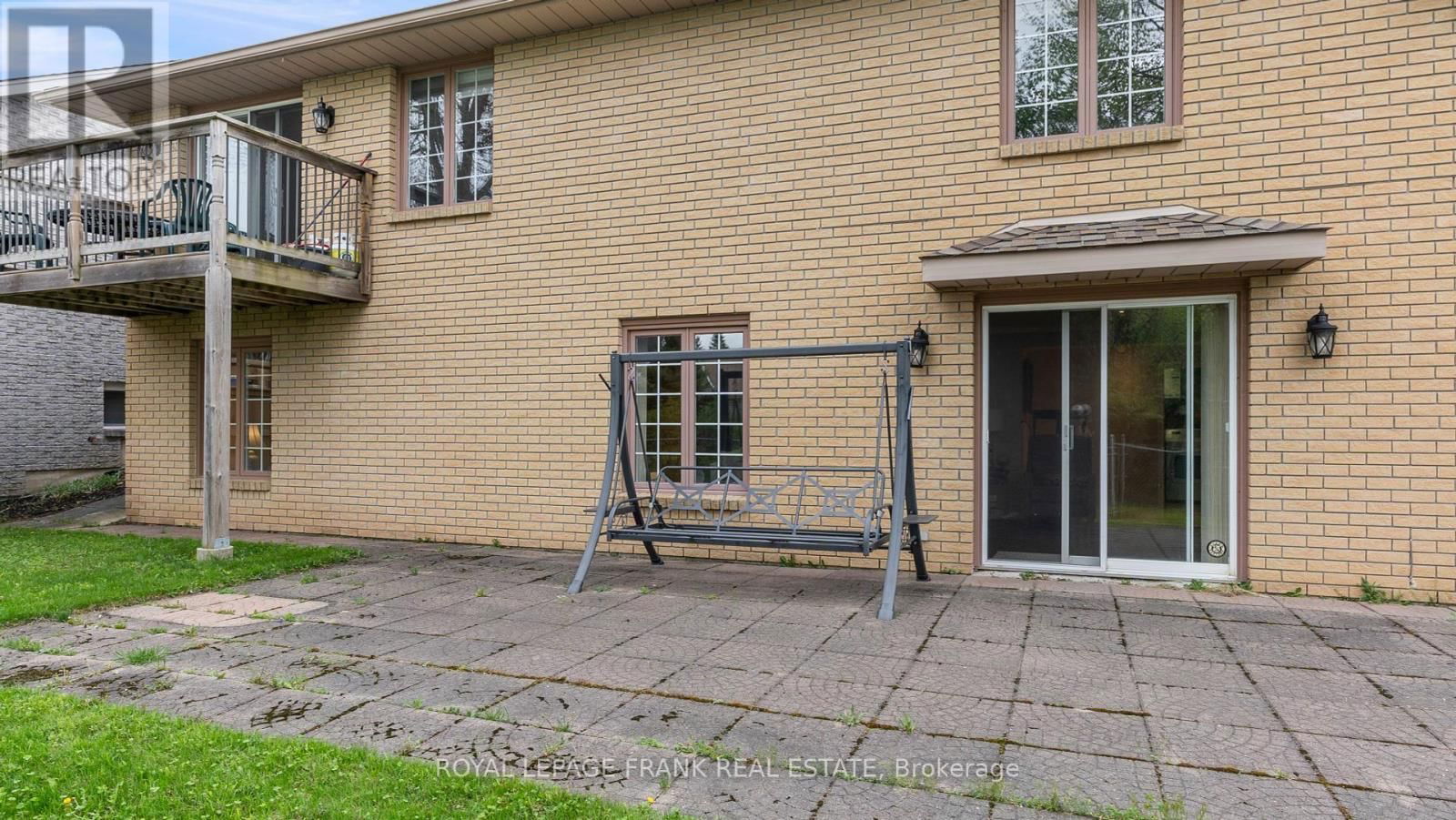 5 HILLVIEW DRIVE Image 2