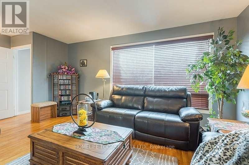 Main - 947 SOUTHLAWN DRIVE Image 6