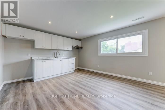 4 GEORGE STREET Image 10