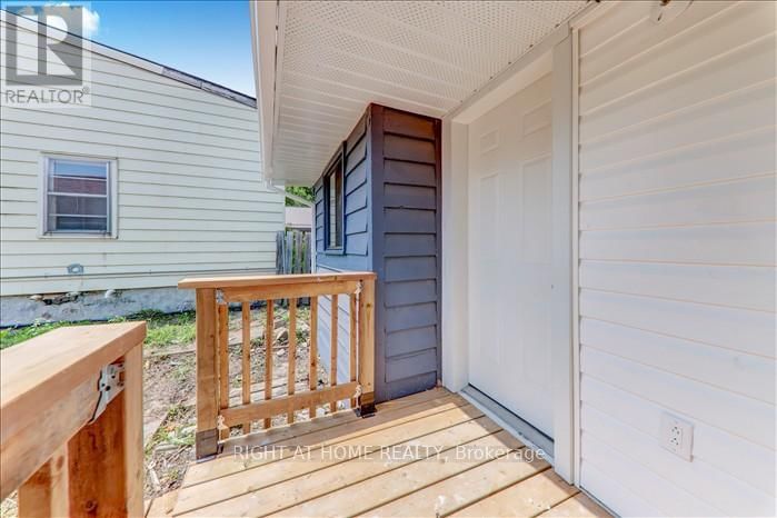 4 GEORGE STREET Image 15
