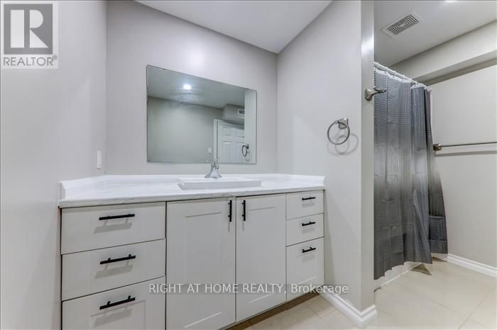 4 GEORGE STREET Image 33