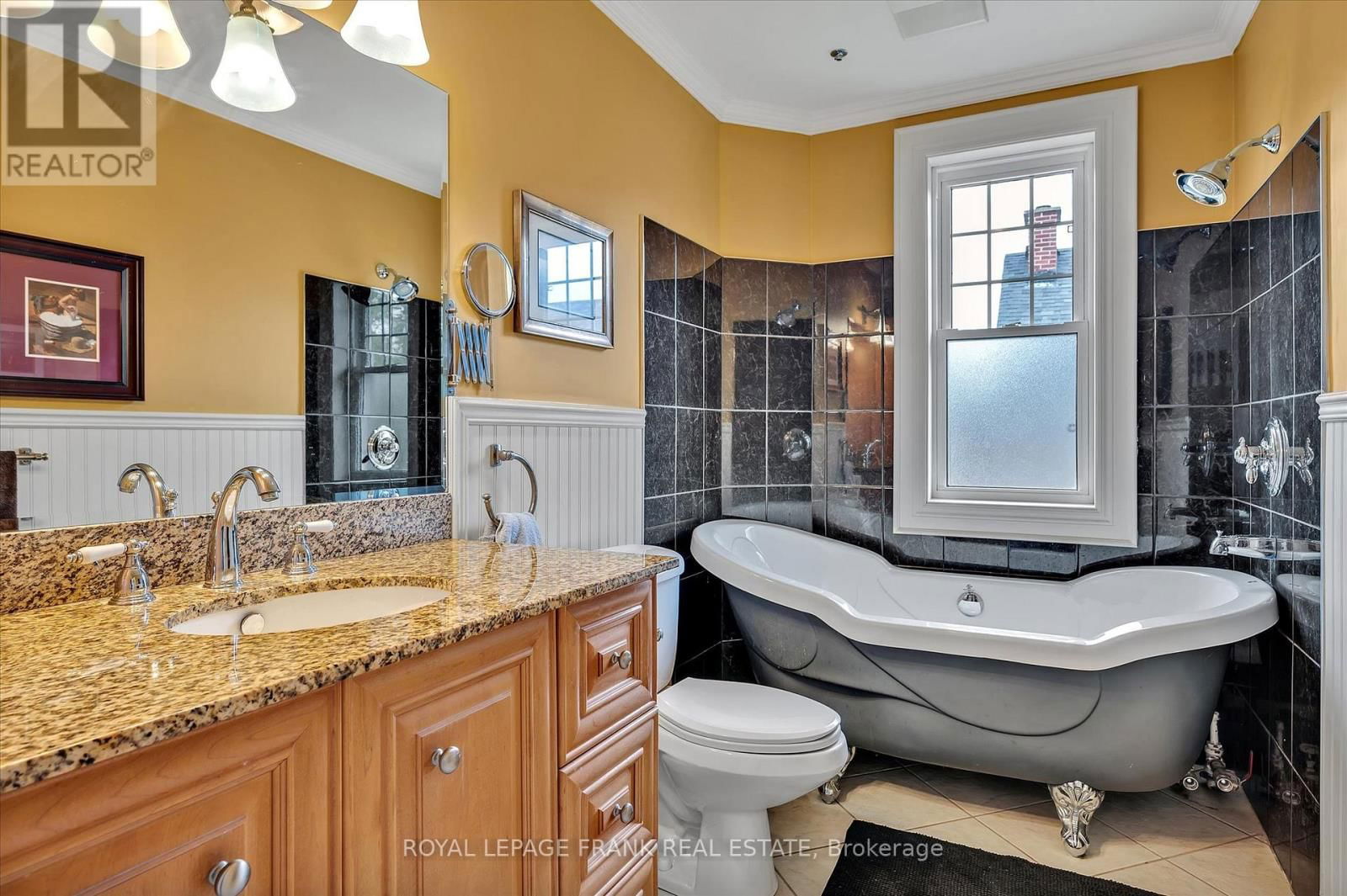 83 BENSON AVENUE Image 19