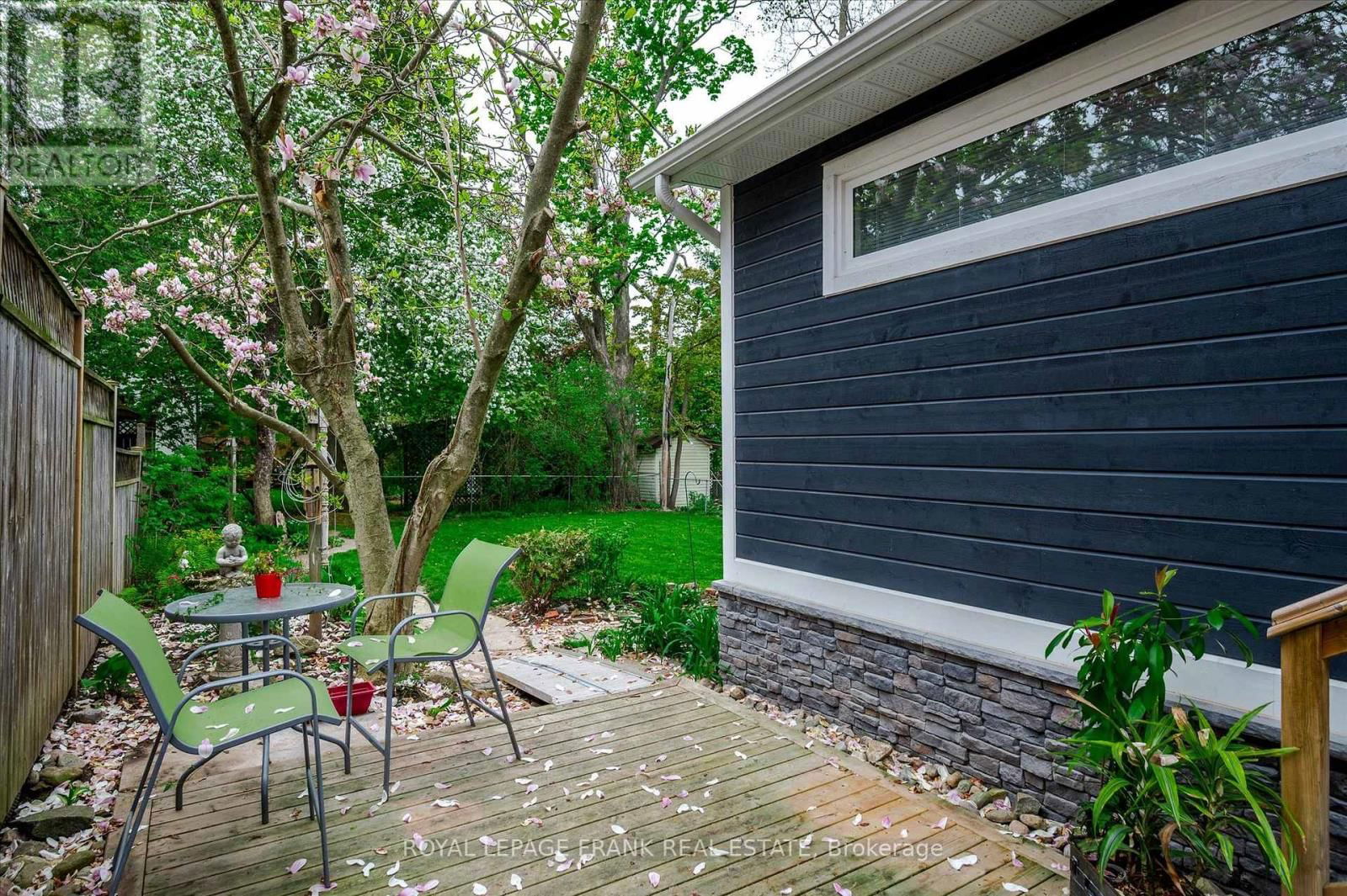 83 BENSON AVENUE Image 30