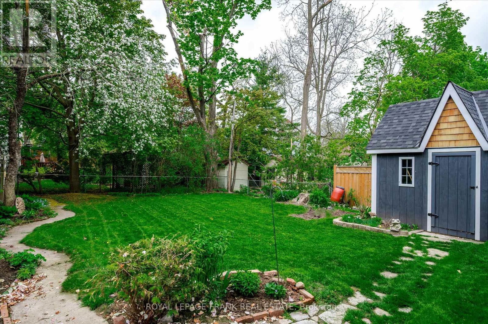 83 BENSON AVENUE Image 33