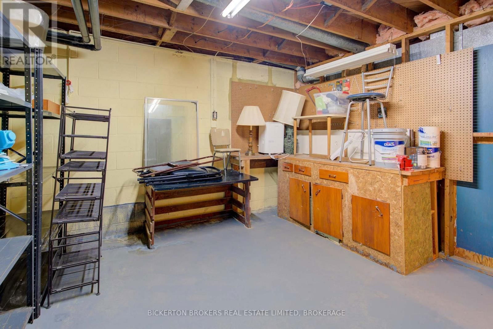 355 ELIZABETH DRIVE Image 37