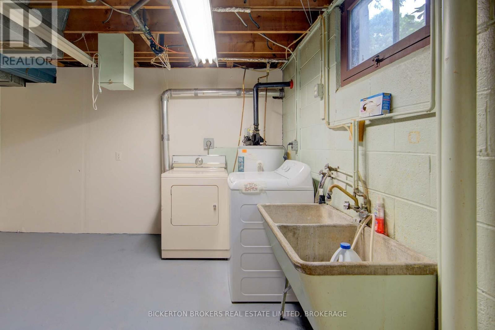 355 ELIZABETH DRIVE Image 38