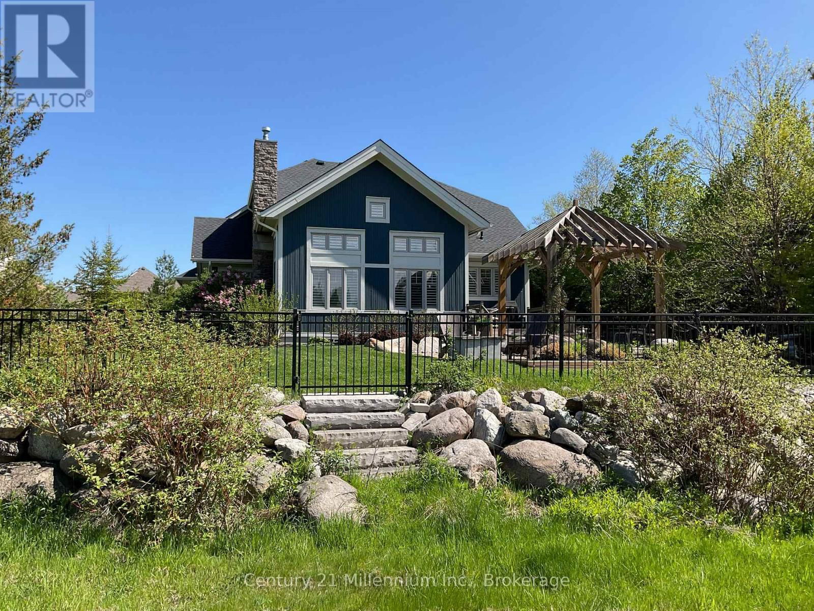 132 RANKIN'S CRESCENT Image 31
