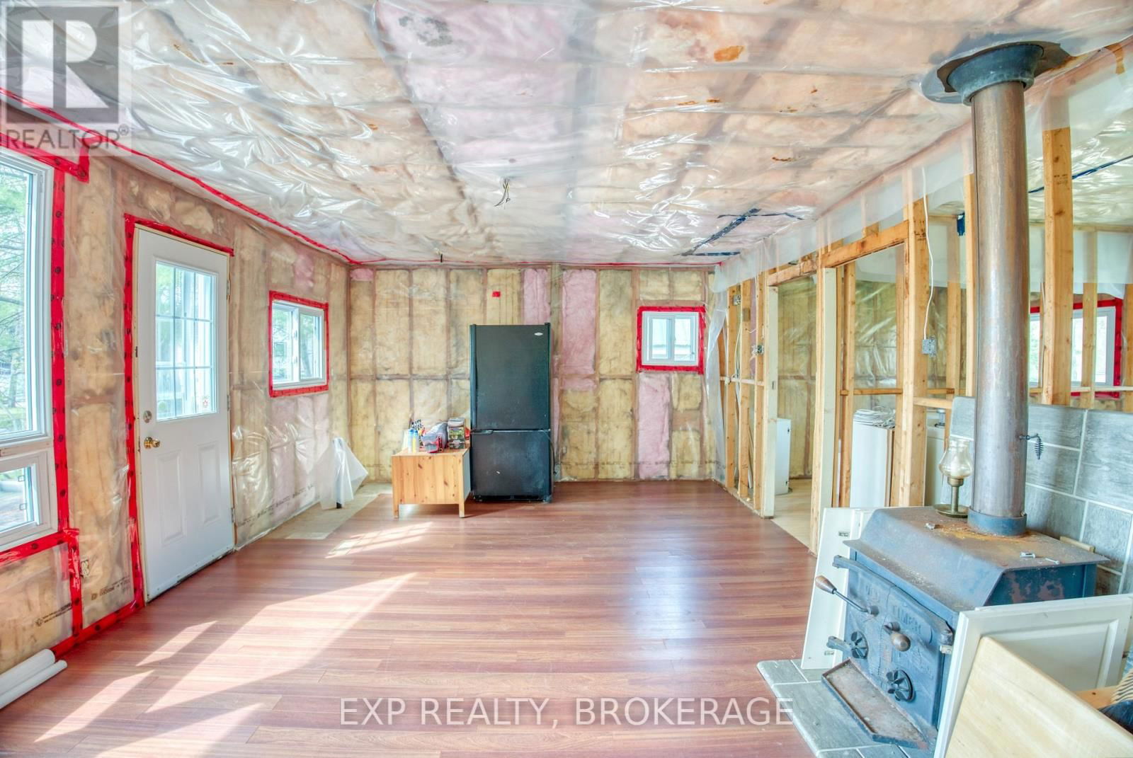1036 TURNER WAY Image 8
