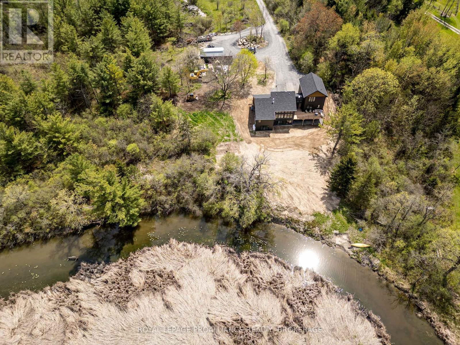 2924 HIGHWAY 2 Image 49