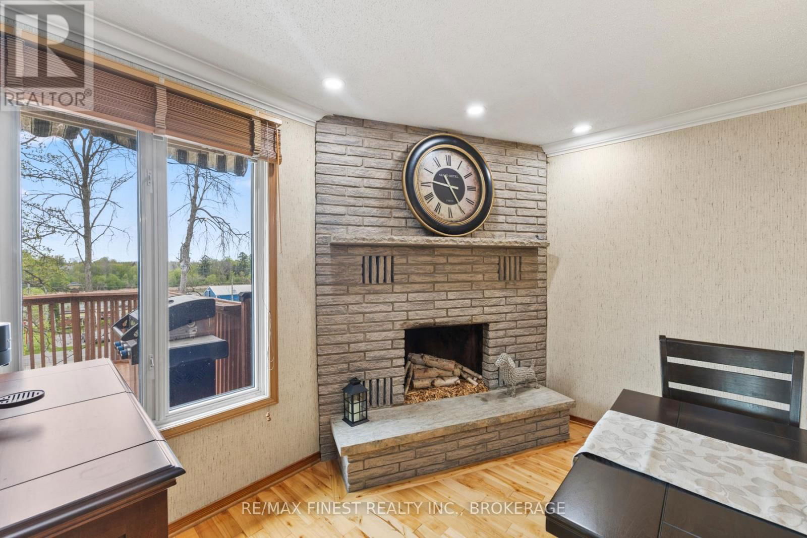 593 FOREST HILL DRIVE Image 10