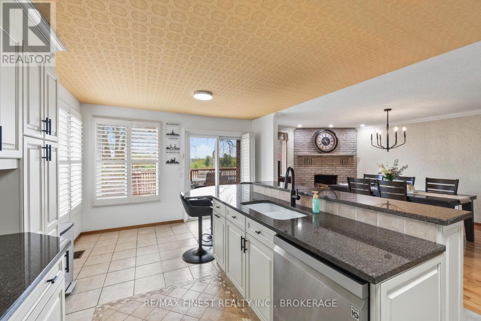 593 FOREST HILL DRIVE Image 16