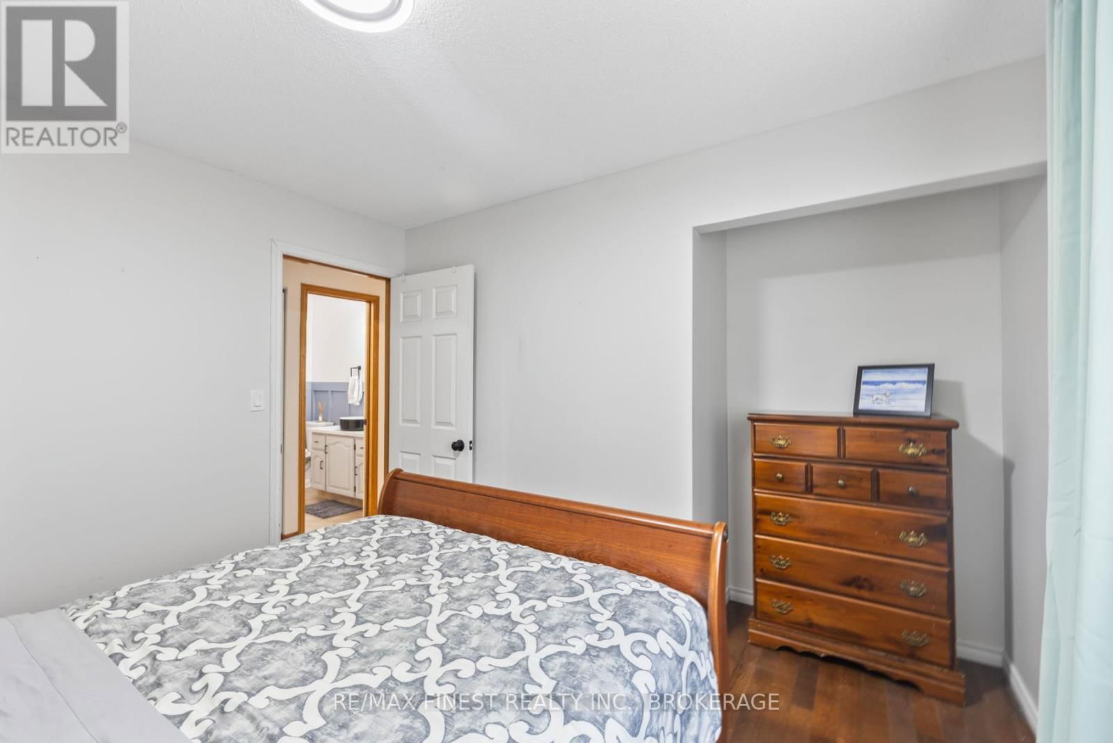 593 FOREST HILL DRIVE Image 27