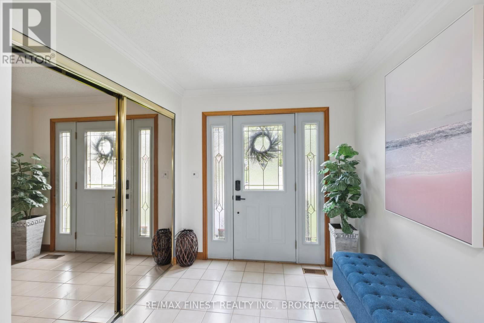 593 FOREST HILL DRIVE Image 4